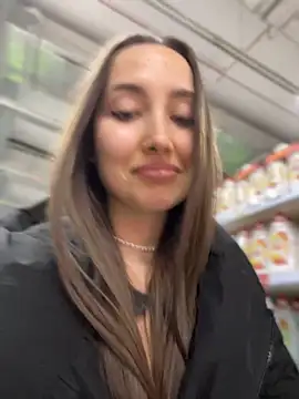 VelvetVixenI online show from March 15, 2026, 4:13 pm