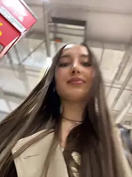 VelvetVixenI online show from April 8, 2026, 2:39 pm