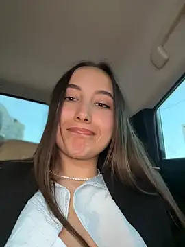 VelvetVixenI online show from April 28, 2026, 4:56 pm