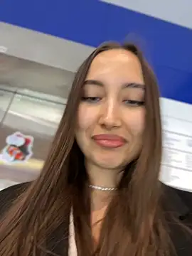 VelvetVixenI online show from May 2, 2026, 6:24 pm
