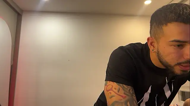 savage sweethearts online show from February 7, 2025, 6:14 am