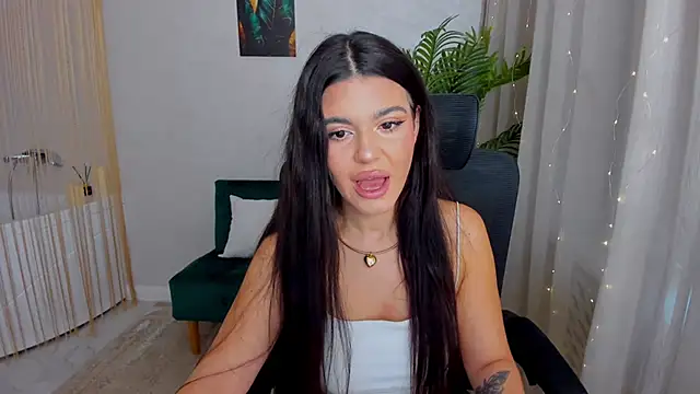 AlluringAriel online show from March 13, 2025, 12:46 pm