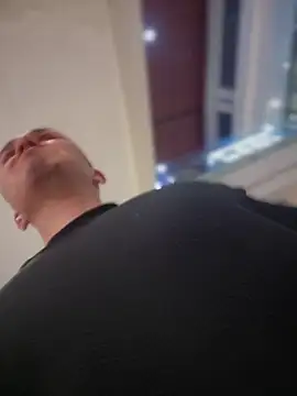 adam-rivera online show from October 9, 2025, 10:52 pm