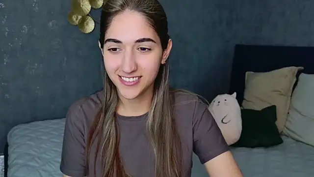 Snapshot of Teresa_Stane chatting on February 18, 2025, 9:32 am Teresa Stane online show from February 18, 2025, 9:32 am