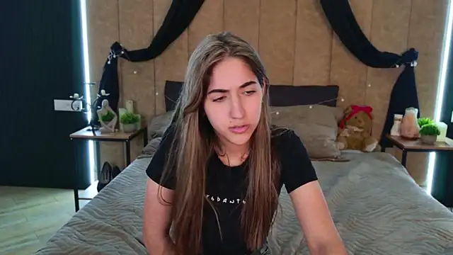 Snapshot of Teresa_Stane chatting on February 19, 2025, 11:49 am Teresa Stane online show from February 19, 2025, 11:49 am