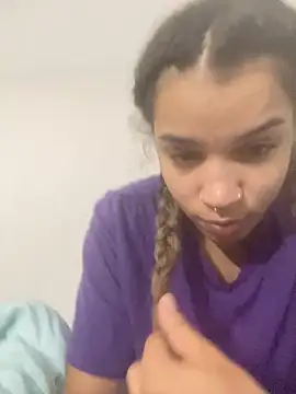 Snapshot of 1prettygem chatting on December 16, 2024, 9:46 am 1prettygem online show from December 16, 2024, 9:46 am