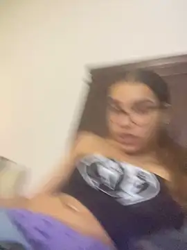 Snapshot of 1prettygem chatting on February 5, 2025, 1:58 am 1prettygem online show from February 5, 2025, 1:58 am