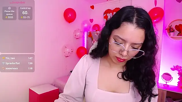 Aurora Brownn online show from February 9, 2025, 3:43 am