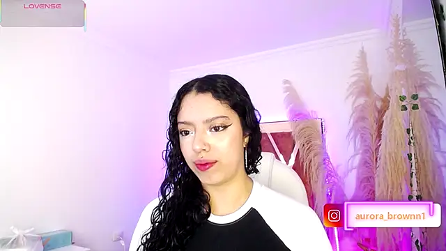 Aurora Brownn online show from September 14, 2025, 4:11 am