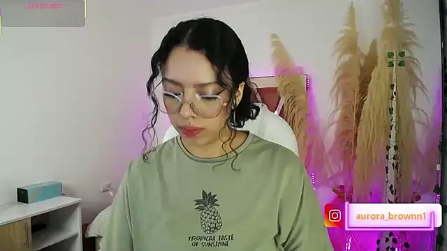 Aurora Brownn online show from September 15, 2025, 1:16 am