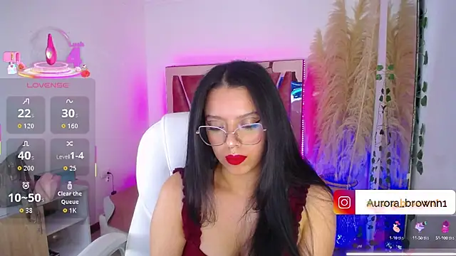 Aurora Brownn online show from October 12, 2025, 3:27 am