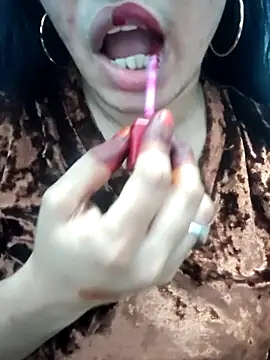 Snapshot of Haniya-143 chatting on January 17, 2026, 9:40 pm Haniya-143 online show from January 17, 2026, 9:40 pm