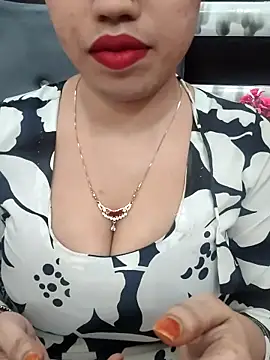 Snapshot of Haniya-143 chatting on March 1, 2026, 5:59 pm Haniya-143 online show from March 1, 2026, 5:59 pm