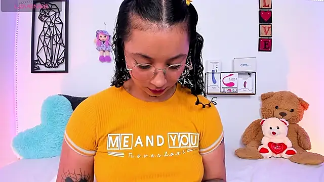 Mari Sweett online show from January 18, 2025, 4:10 pm