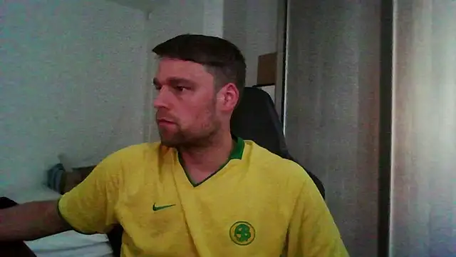 Snapshot of The_big_viking_ chatting on June 26, 2026, 1:26 pm The big viking online show from June 26, 2026, 1:26 pm