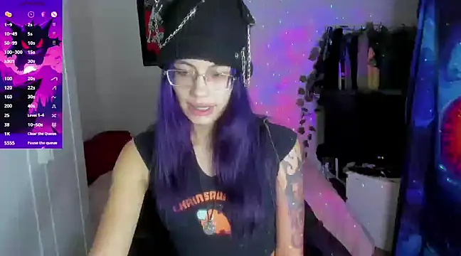 Snapshot of _sakae_ chatting on January 7, 2025, 10:52 pm  sakae  online show from January 7, 2025, 10:52 pm