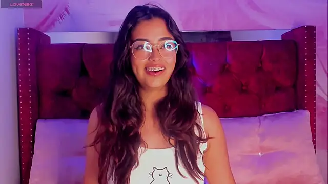 Ariana Pierce online show from March 12, 2025, 5:57 am