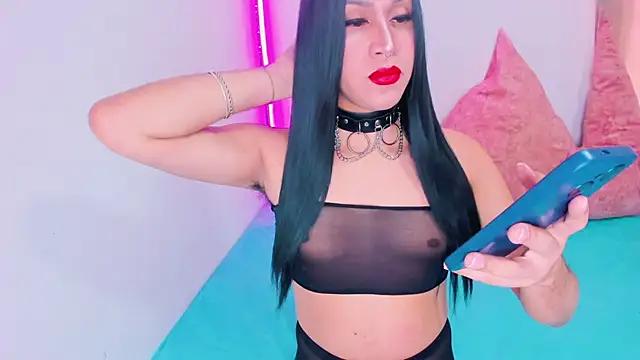 Snapshot of Candace_Queen chatting on April 23, 2026, 8:00 pm Candace Queen online show from April 23, 2026, 8:00 pm