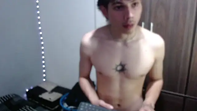 Snapshot of pervertsteens3 chatting on September 11, 2025, 6:08 pm pervertsteens3 online show from September 11, 2025, 6:08 pm