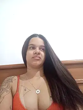 princesaa98 online show from February 12, 2025, 2:35 am