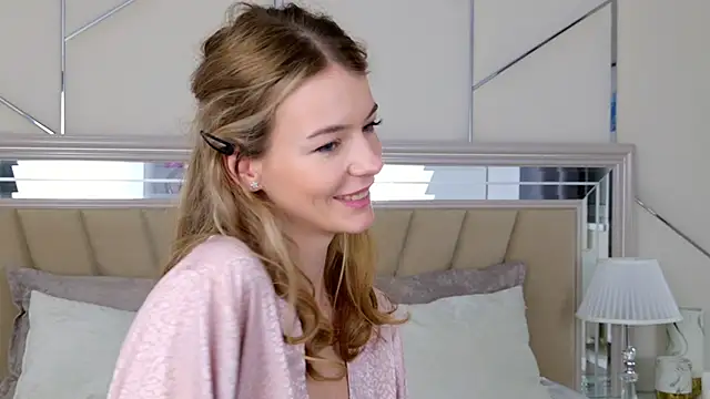 MeganMour online show from February 9, 2025, 7:19 pm