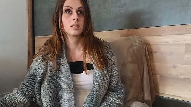 vera jim online show from February 19, 2025, 2:55 pm