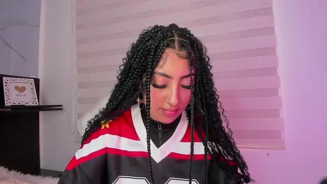 misscheelsee online show from February 22, 2025, 2:30 pm