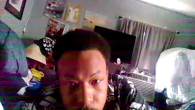 Snapshot of Creationmonster0 chatting on May 22, 2026, 6:02 pm Creationmonster0 online show from May 22, 2026, 6:02 pm