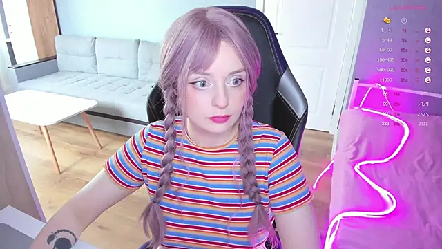 Snapshot of Amy_honey_angel chatting on September 26, 2025, 10:41 am Amy honey angel online show from September 26, 2025, 10:41 am