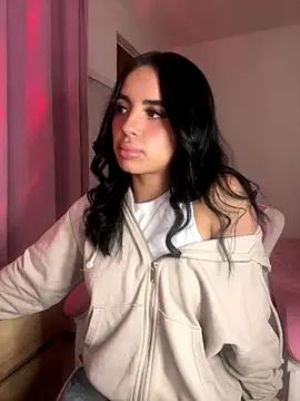 Emily-14 online show from December 21, 2025, 6:42 am