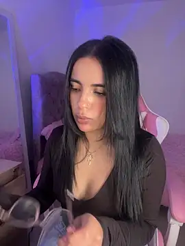 Emily-14 online show from April 19, 2026, 1:49 am