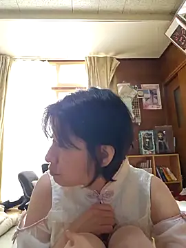 Snapshot of morikawa_sayaka chatting on December 18, 2024, 2:21 am morikawa sayaka online show from December 18, 2024, 2:21 am