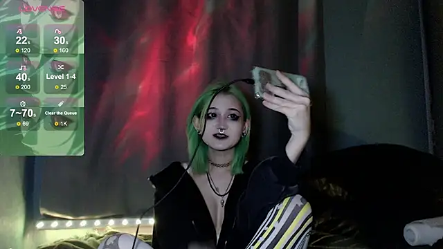 Milten-Trish online show from November 3, 2025, 3:02 pm