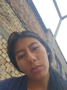 CarlaAlvez online show from February 19, 2026, 6:59 pm