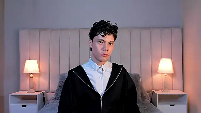 Snapshot of Dammon_Stallion chatting on February 14, 2025, 12:14 pm Dammon Stallion online show from February 14, 2025, 12:14 pm