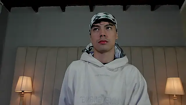 Snapshot of Dammon_Stallion chatting on February 23, 2025, 11:44 am Dammon Stallion online show from February 23, 2025, 11:44 am