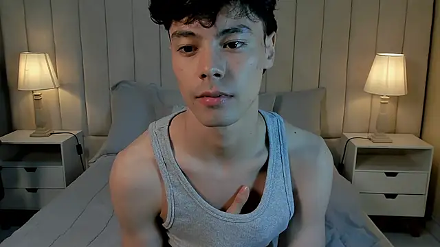 Snapshot of Dammon_Stallion chatting on February 26, 2025, 6:54 pm Dammon Stallion online show from February 26, 2025, 6:54 pm