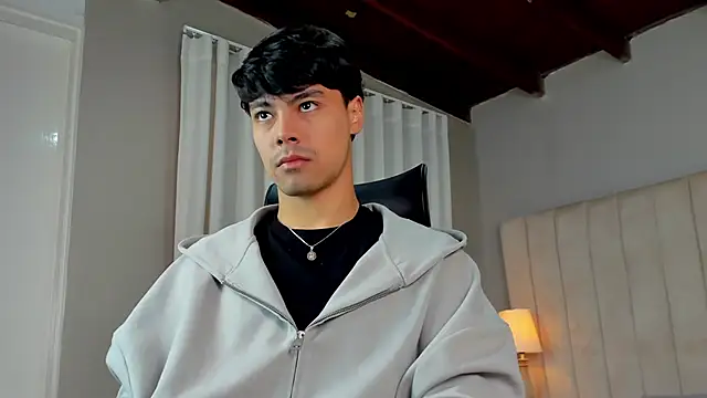 Snapshot of Dammon_Stallion chatting on September 22, 2025, 1:24 pm Dammon Stallion online show from September 22, 2025, 1:24 pm