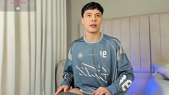 Snapshot of Dammon_Stallion chatting on November 14, 2025, 3:00 pm Dammon Stallion online show from November 14, 2025, 3:00 pm