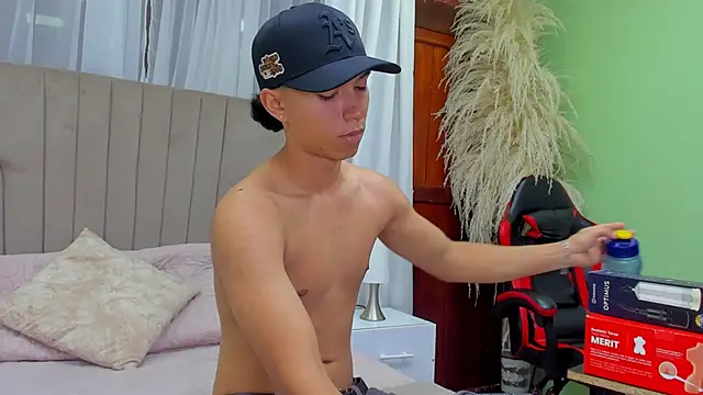 ricky backus online show from March 31, 2026, 11:54 am