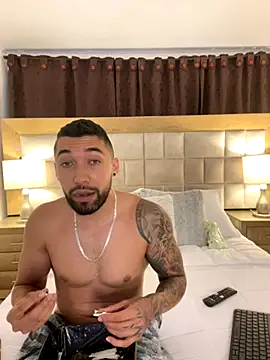 Sweet and caramel online show from November 30, 2025, 11:09 pm