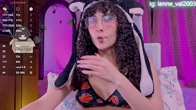 Lenneval1 online show from September 9, 2025, 2:11 am