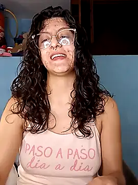 LoveElectra online show from December 21, 2024, 5:18 pm