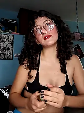 LoveElectra online show from December 28, 2024, 3:26 pm