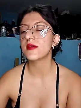 LoveElectra online show from February 1, 2025, 2:16 am