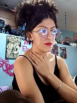 LoveElectra online show from October 13, 2025, 2:50 pm