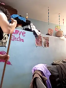 LoveElectra online show from October 14, 2025, 2:18 pm