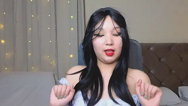 Milla Aheo online show from February 2, 2025, 4:54 pm