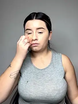 SaraBraun  online show from January 12, 2026, 5:29 pm