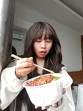 gunian online show from January 14, 2025, 9:35 am